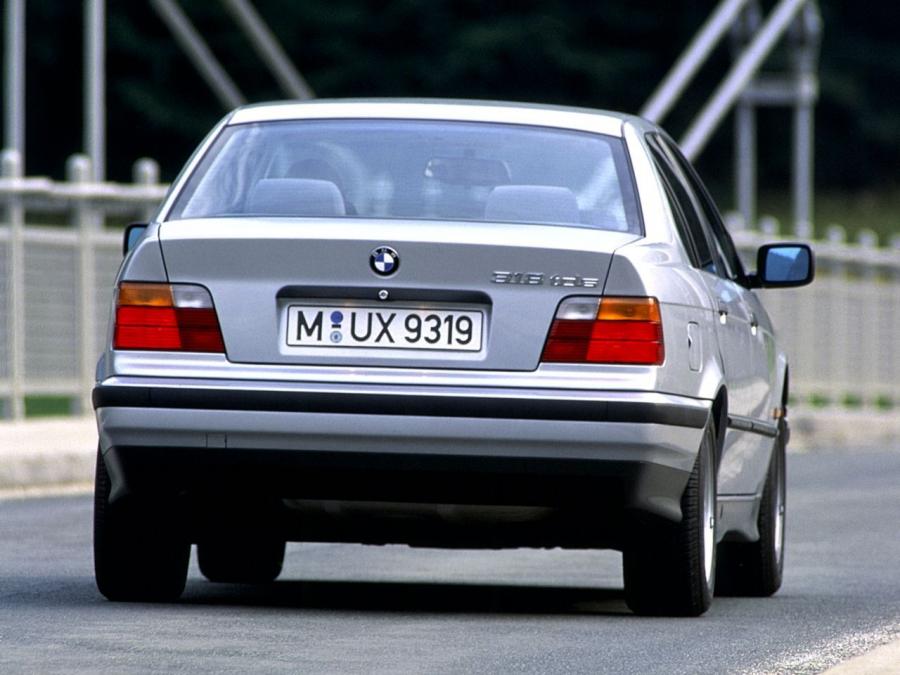  BMW 318tds Sedan 1994 года  (фото 2 из 4)